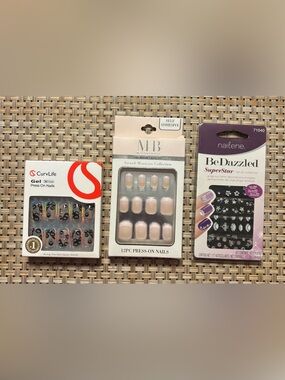 MB French Manicure Press-On Nails in Nude Pink